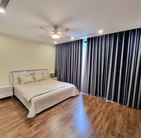 2 Shop cần nam nữ phụ bán hàng