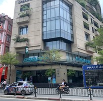 320 Shop cần nam nữ phụ bán hàng