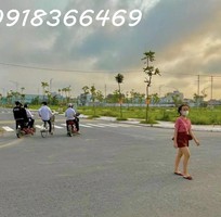 11 Shop cần nam nữ phụ bán hàng