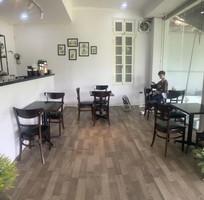 411 Shop cần nam nữ phụ bán hàng