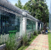 4 Thi công Hàng rào kẽm gai Lam giá rẻ tại Đồng Nai