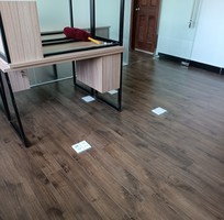 Sàn gỗ màu walnut, sàn gỗ công nghiệp óc chó 5506