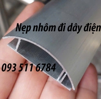 1 Nẹp cầu thang ngoài trời Nẹp T V kim loại Nẹp nhôm luồn dây điện