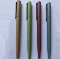 4 Bút bi vỏ lúa mạch các màu in logo theo yêu cầu