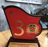 Biểu trưng kỷ niệm 30 năm ngày tựu trường nghiệp vụ cảnh vệ khóa II