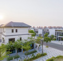 Chủ định cư sang Mỹ bán căn Biêt thự 3 tầng view sông liền kề sân gofl Đà nẵng giá 12tyxx có TL