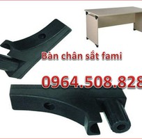 2 Chân tăng chỉnh fami hòa phát, ke đỡ mặt bàn fami giá rẻ.