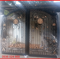 16 Mẫu cửa cổng sắt hoa văn nghệ thuật tại hà nội