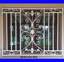 1 Cửa sổ sắt nghệ thuật giá rẻ tại hà nội