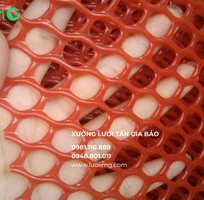 Lưới nhựa trang trí màu đỏ, lưới nhựa uốn déo hình tổ ong 1cm khổ 2m x dài