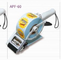 1 Thiết bị dán nhãn APF-60 cầm tay.