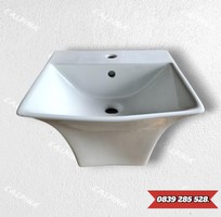 Chậu lavabo treo tường liền chân