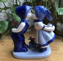 Tượng Cặp đôi nhí Hà Lan, chất liệu: sứ men xanh, để bàn hoặc bày tủ dành cho sưu tầm, kt 12x5,5x10