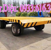 Xe kéo hàng nội bộ sử dụng tiện lợi tại các kho hàng