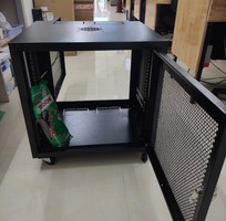 3 TỦ HTT RACK 19  10U-D500  Treo Tường