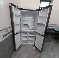 1 Tủ lạnh Electrolux Eqe4900a, Eqe4960a giá tốt