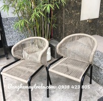 2 Ghế cafe khung sắt đan dây dù