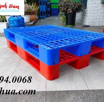 1 Pallet nhựa Vũng Tàu cuối năm trong kho bãi doanh nghiệp