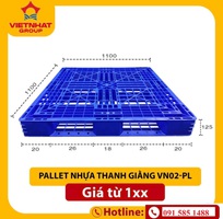 1 PALLET NHỰA một mặt bông khối màu đen giá 150,000 vnđ, mới 100 giá siêu rẽ