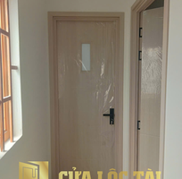 Cửa nhựa composite giả gỗ sang trọng cho nhà của bạn