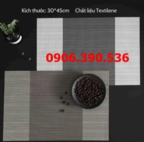 1 Tấm lót bàn ăn đẹp, sang trọng, giá tốt
