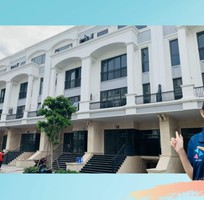 Giải Phóng Không Gian Với Vệ Sinh Công Nghiệp Chuyên Nghiệp