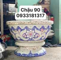 1 Chậu xi măng, cốt sắt bên ngoài ốp miếng sành sứ tinh tế