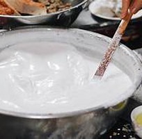 Bánh Tráng Làm Từ Bột Gì  Bí Quyết Chọn Nguyên Liệu Chuẩn Để Bánh Ngon, Dẻo, Dai