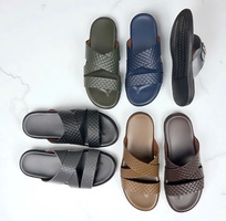 3 Công ty sản xuất Giày QĐ tìm sỉ