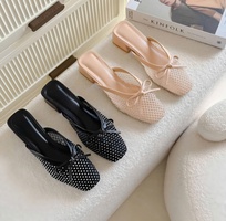 3 Sục Nữ Quốc Định   Phong Cách Hiện Đại, Thoải Mái Từng Bước Chân