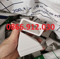 2 Các loại chông hàng rào nhựa, nắp chụp hàng rào