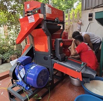 6 Máy xay xát gạo 3 pha kèm gầu tải Takyo TK1100   Động cơ 15kW