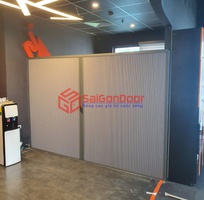Cửa lùa tổ ong