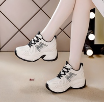 15 Giày nữ độn đế tăng chiều cao chất lượng tphcm