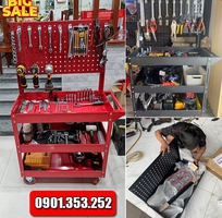 Xe đẩy dụng cụ, dùng để đồ nghề vật tư đều gọn gàng