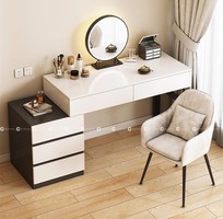 1 Bàn Trang Điểm Gỗ MDF Màu Trắng Hiện Đại