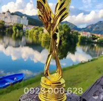 2 Cúp vinh danh cá nhân tập thể, cúp vinh danh hội thảo, cúp vinh danh đối tác 2 Cúp vinh danh cá nhân tập thể, cúp vinh danh hội thảo, cúp vinh danh đối tác