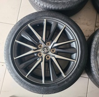 2 Thanh lý bộ mâm lốp xe Toyota Camry đời 2022 kích thước 18 inch