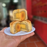 3 Bánh Trung Thu Sen Nguyễn Ngon