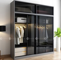 1 Tủ Quần Áo Cánh Kính Cửa Lùa Kết Hợp Kệ Trang Trí Hiện Đại