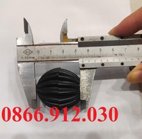 7 Công Dụng Tuyệt Vời Của Nắp Chụp Nhựa Giá Treo Quần Áo Inox