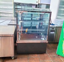 Tủ trưng bày bánh kem kính vuông hiệu berjaya dài 90 nhập khẩu malaysia Tủ trưng bày bánh kem kính vuông hiệu berjaya dài 90 nhập khẩu malaysia