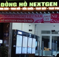 2 Thanh Lý Cửa Hàng Đồng Hồ,  200 Đồng Hồ Mới    10 Tủ Trang Trí: 250 Triệu