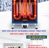 1 Cuối thu đầu đông không tránh được mưa phùn gió bấc dài ngày, vậy giải pháp nào cho quần áo