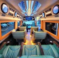 Cho thuê xe Limousine 9 chổ