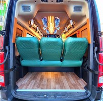 1 Cho thuê xe Limousine 9 chổ
