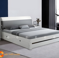 Giường Ngủ Gỗ Công Nghiệp Bọc Đầu Nệm Màu Trắng Phối Xám