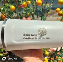 Nhận Khắc Kim Loại, Khắc Nhãn Mác, Khắc Laser lên những vật dụng kim loại theo yêu cầu khách hàng.