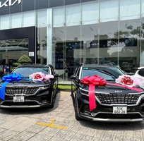 1 Cho thuê xe Limousine cao cấp đời mới - SGC TOURIST