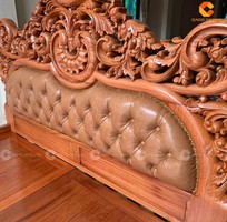 1 Giường Ngủ Gỗ Tự Nhiên Vẻ Đẹp Tân Cổ Điển Hoàng Gia
